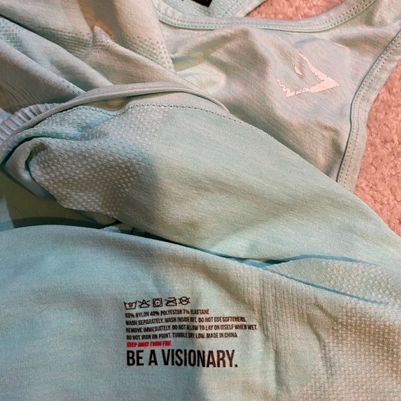 Gymshark women’s tank - Picture 3 of 4